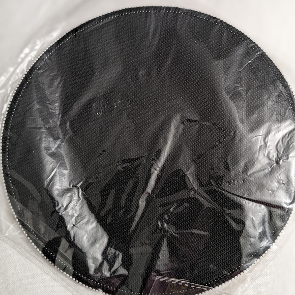 Mouse Pad, Round Mouse Mat. Non-Slip Mousepad, Rubber Base - Picture 2 of 3